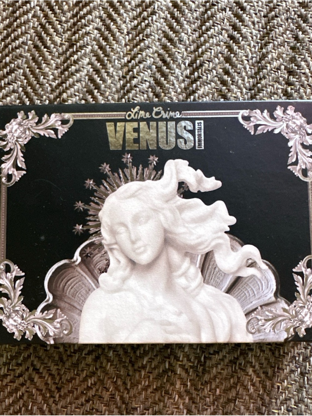 VENUS Black Eyeshadow Palette with Gold Foil Logo